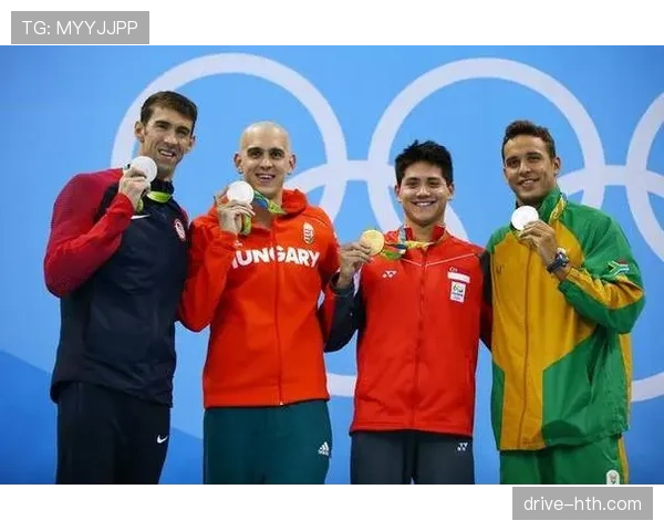 拉斯洛·切赫荣获欧洲泳坛杰出贡献奖