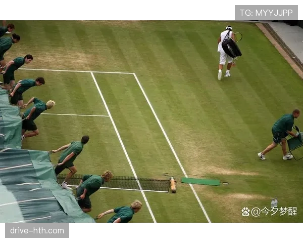 边裁判罚成赛事转折点，焦点战引发热议引关注