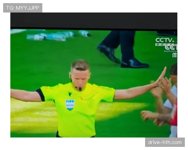 落地支撑手动作算犯规吗?裁判如何判罚这类手球规则解析